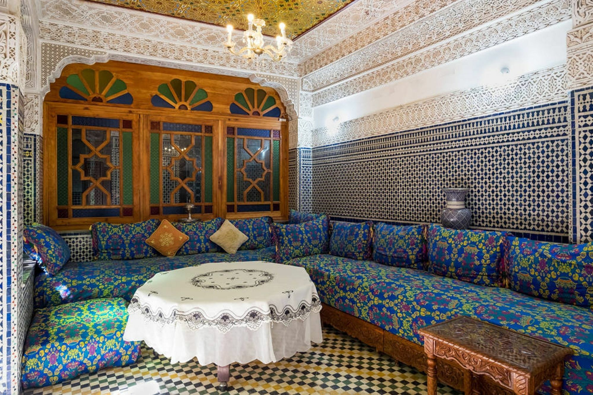 Riad Les Chrifis Navette Aeroport 24 Sur 24 فاس المظهر الخارجي الصورة